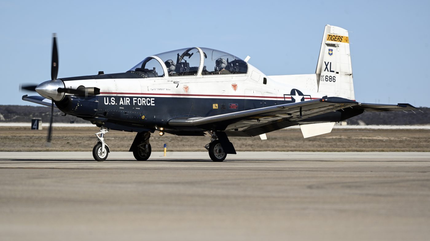Air Force pilots eject safely from T-6A Texan II near San Antonio
