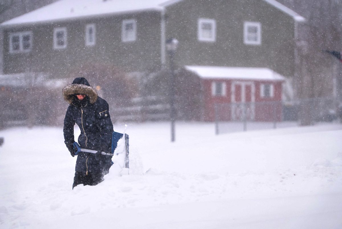 Almanac Winter Forecasts Return, But Meteorologists Urge Caution