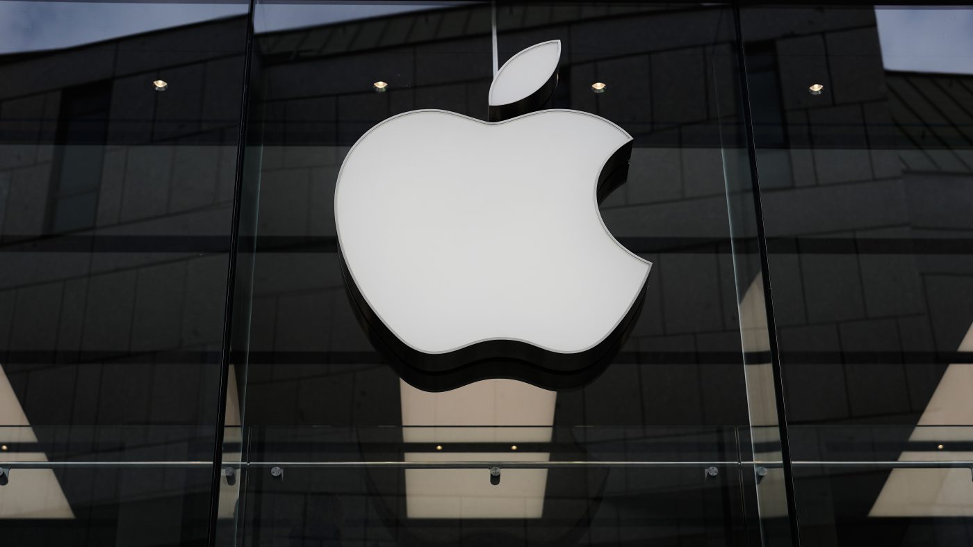 Apple Renames Lake Ontario to 'Lake America' on US Maps After Trump Order