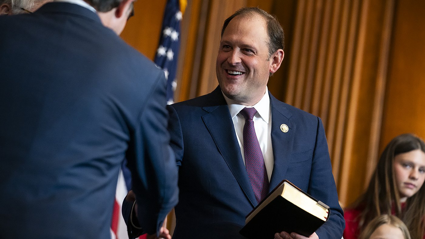 Barr Wins Kentucky GOP Senate Primary, Set to Succeed McConnell