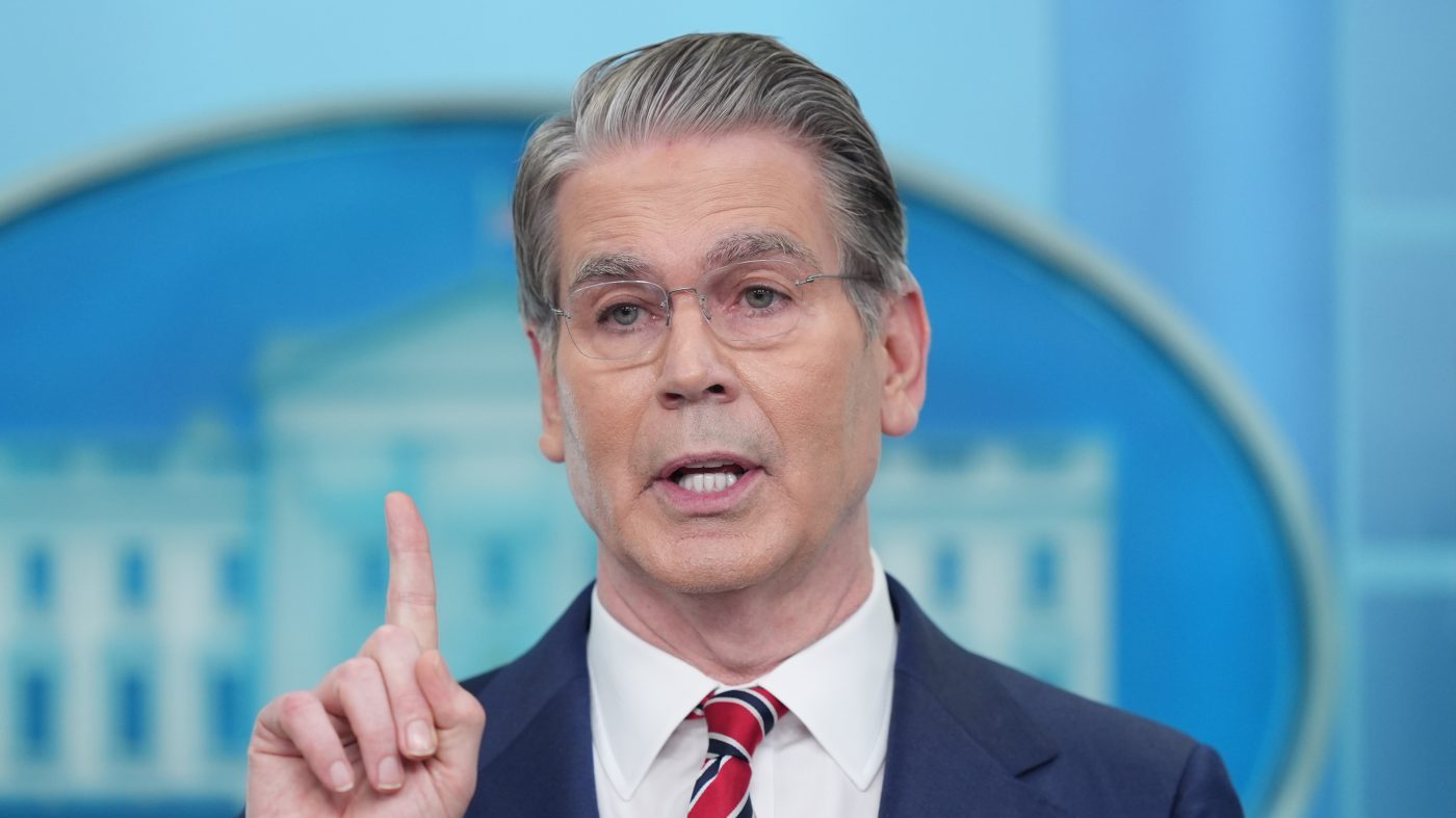 Bessent Briefs Press as Trump Accounts App Goes Live Ahead of Midterms