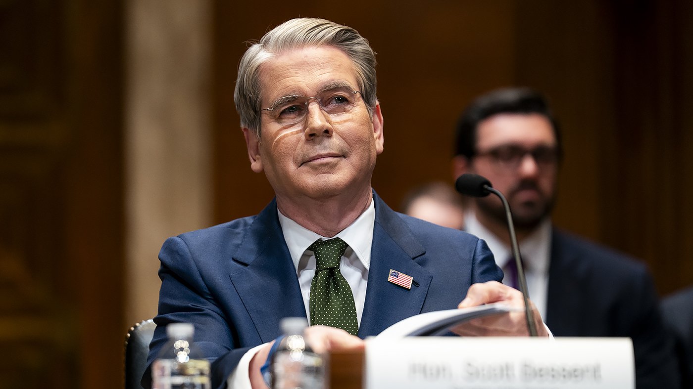 Bessent Warns Oman Over Strait of Hormuz Tolls After Trump's 'Blow 'Em Up' Threat