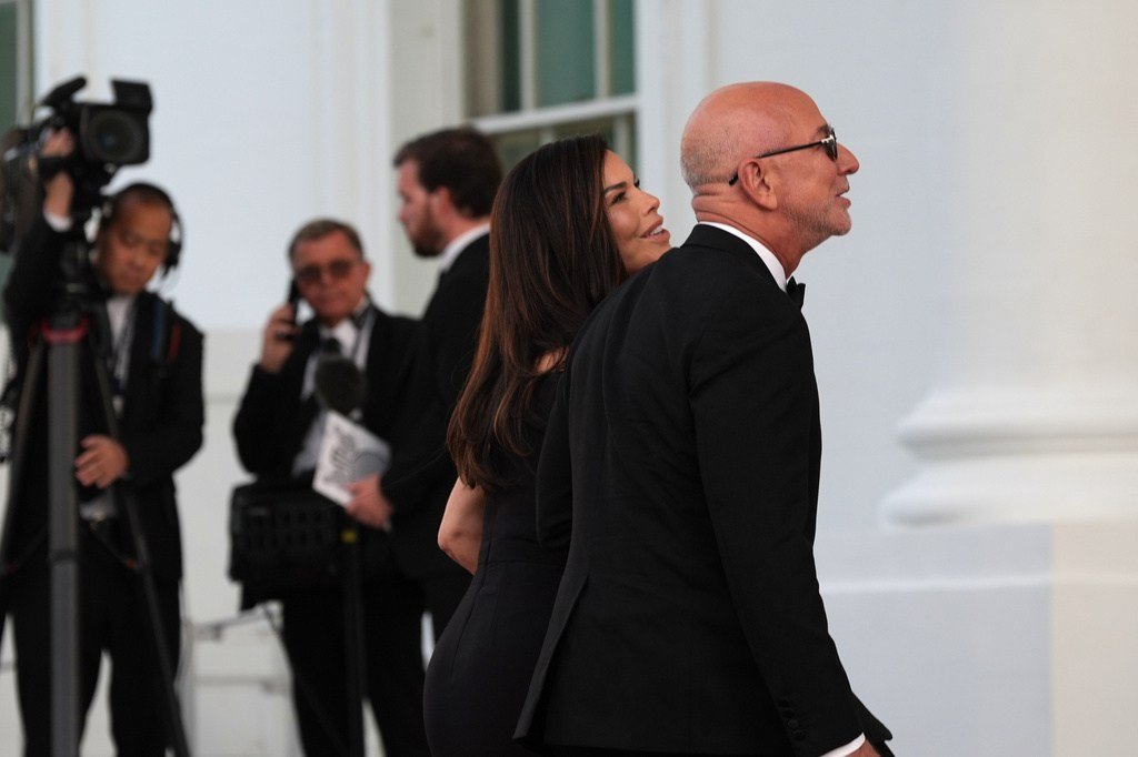 Bezos for President? A 2028 Trial Balloon Floats