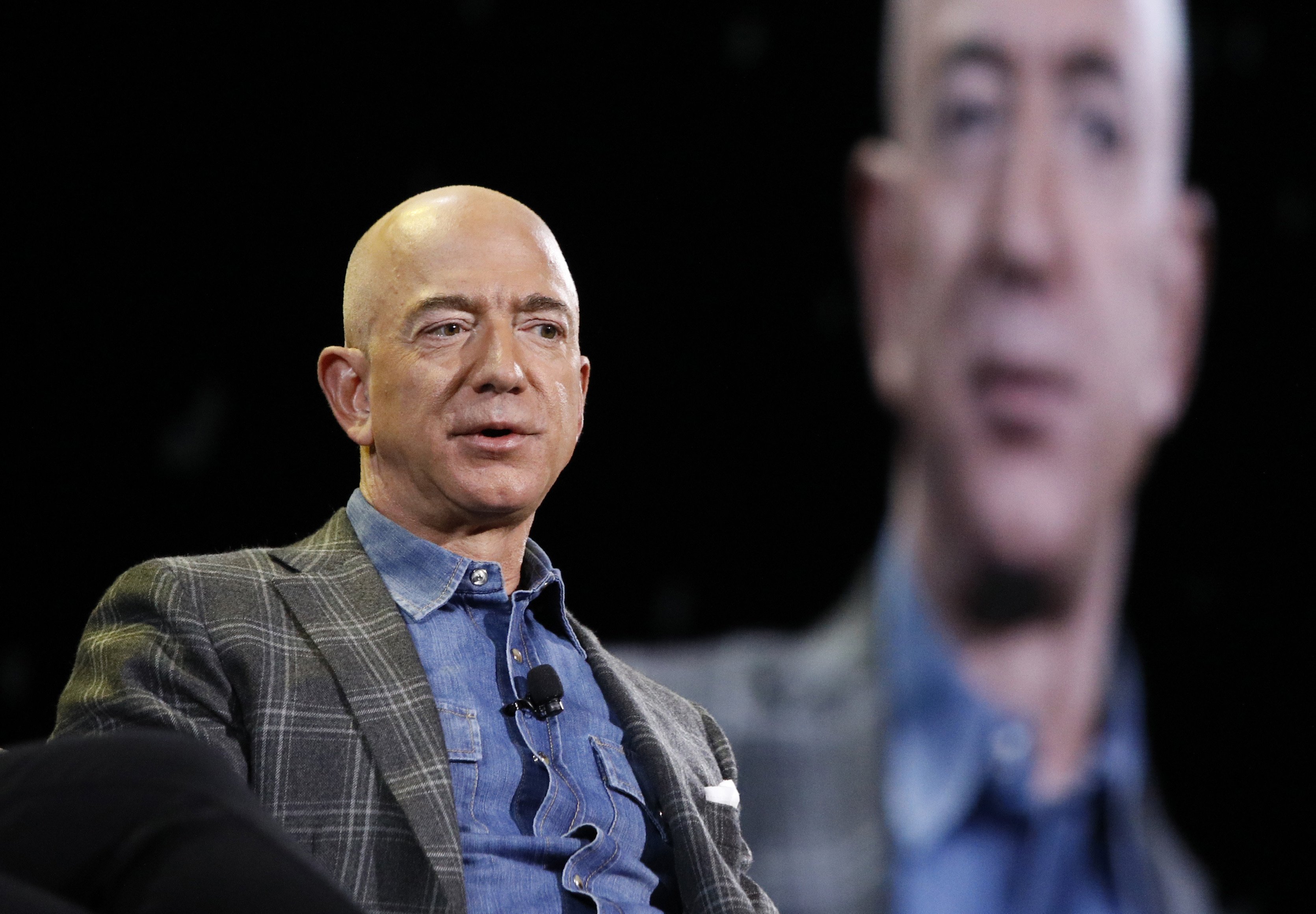 Bezos Praises Trump's Second-Term Maturity Amid Record-Low Approval