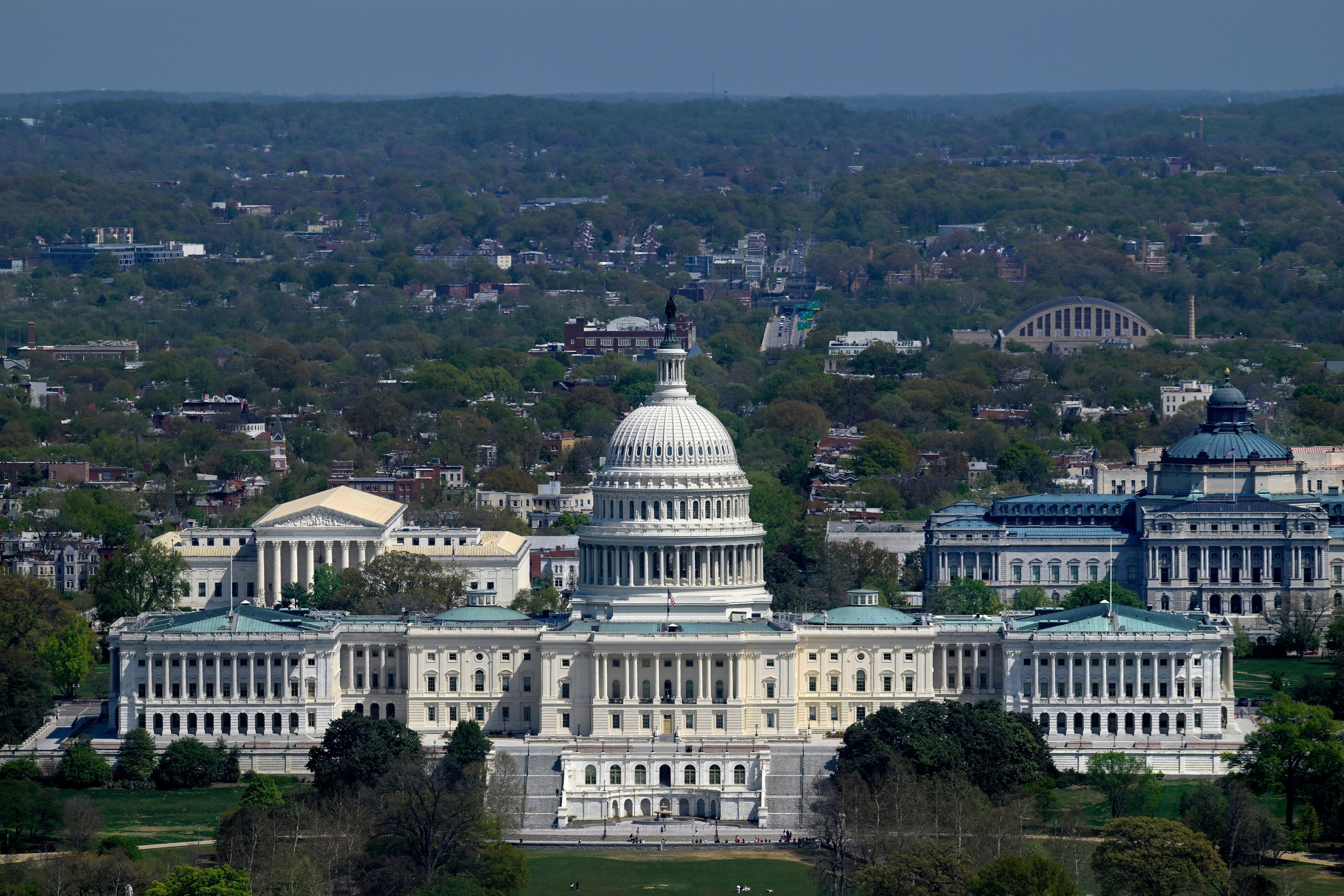 Bipartisan Bill Seeks Federal Bereavement Leave for Parents Who Lose a Child