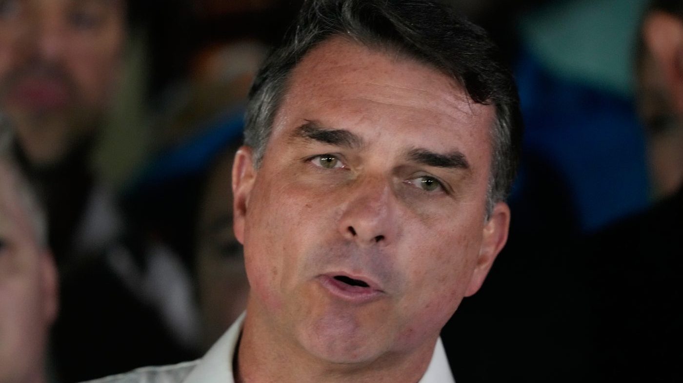 Bolsonaro's Son Leaves Brazil for US After Election Loss