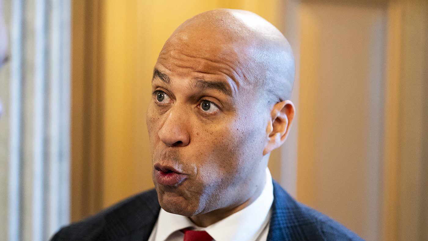 Booker Voices Concern Over Platner’s Conduct in Maine Senate Race