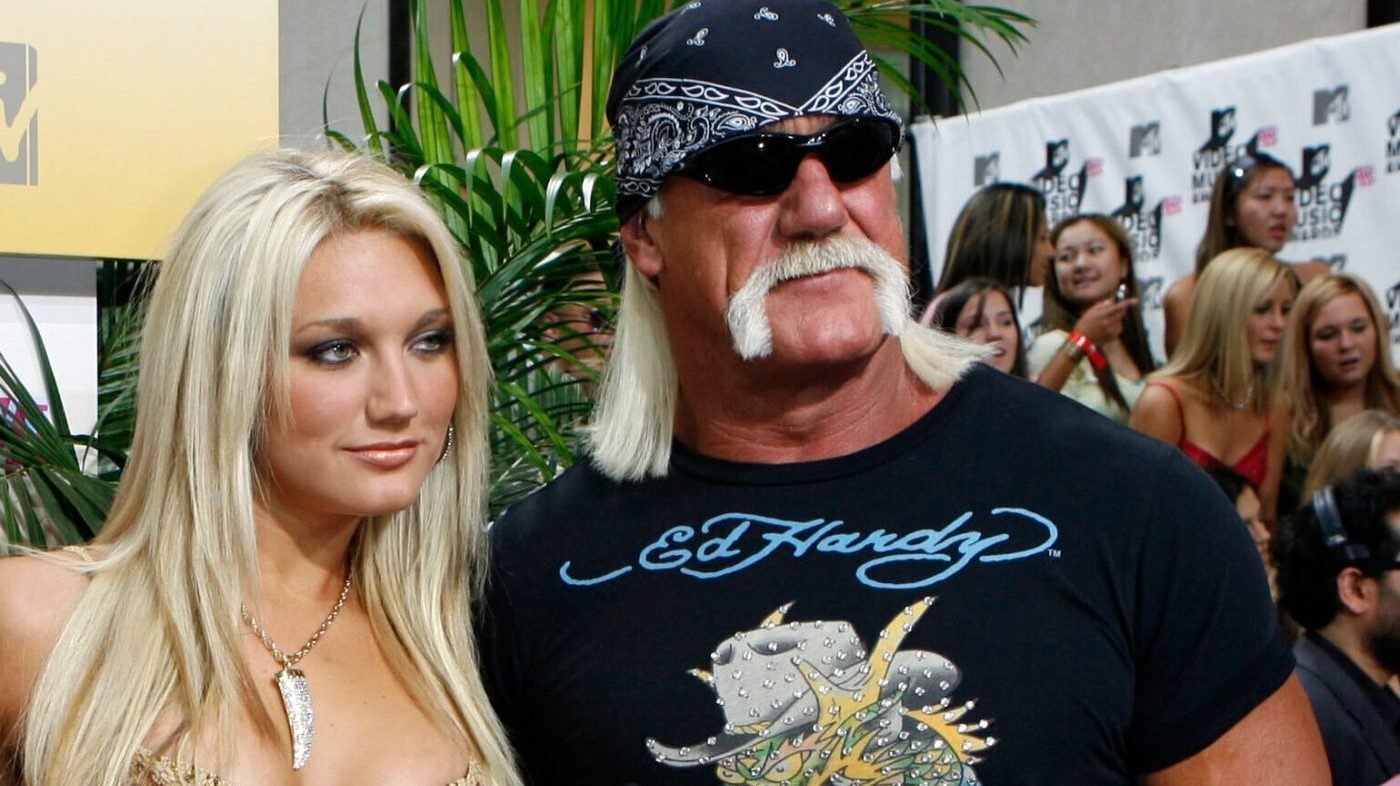 Brooke Hogan Condemns Sale of Father's Florida Estate