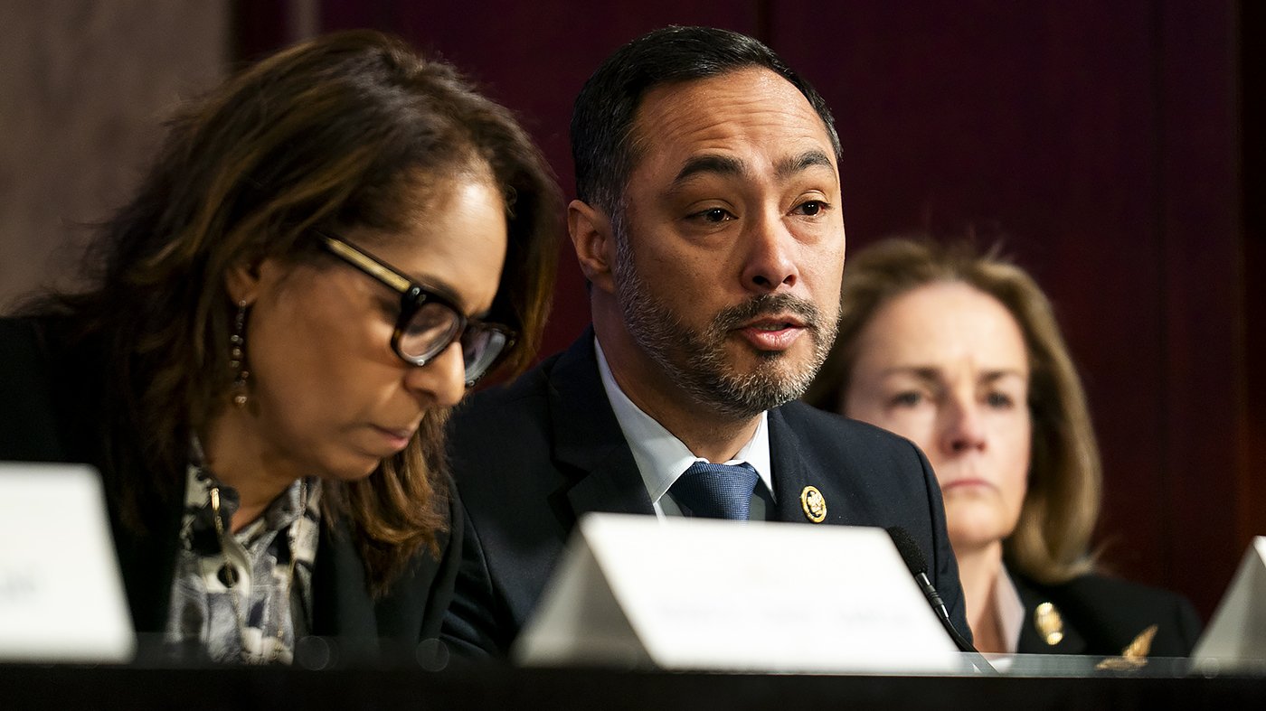 Castro: ICE Attempted Deportations to Earthquake-Ravaged Venezuela