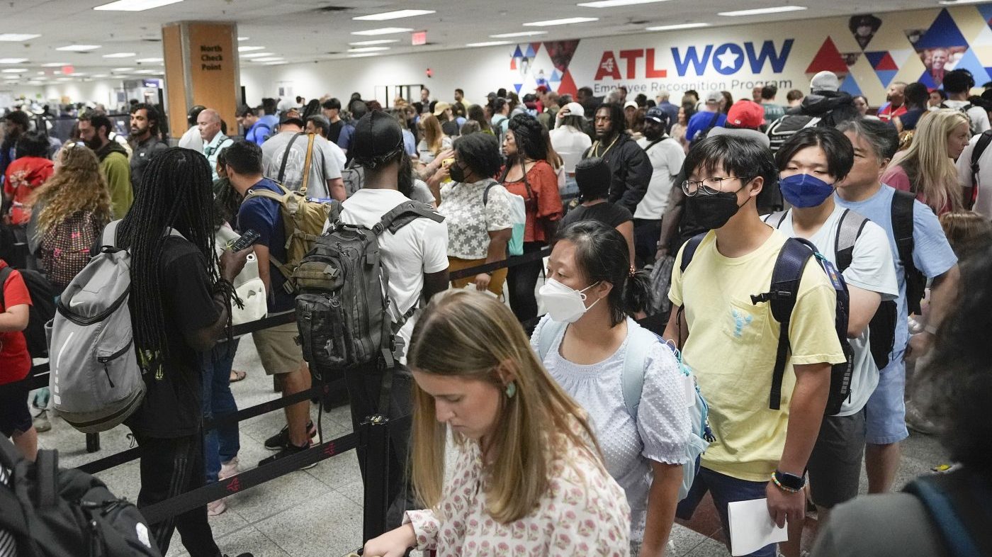 CDC Expands Ebola Screening to Atlanta Airport Amid Outbreak in Central Africa