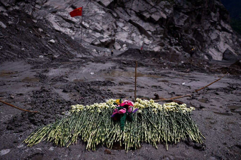 China's Himalayan Dam Push Faces Scrutiny as Flood Toll Dispute Grows