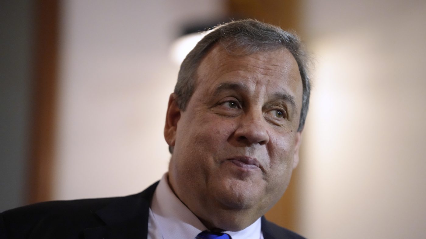 Christie Weighs Third White House Bid as GOP Faces Midterm Headwinds
