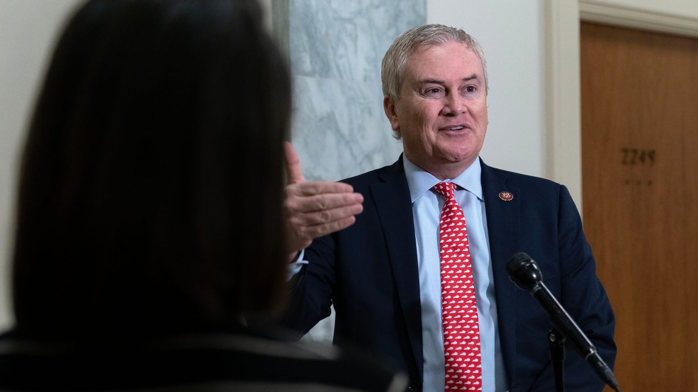 Comer Defends Kimmel's Right to Joke Amid Trump Feud