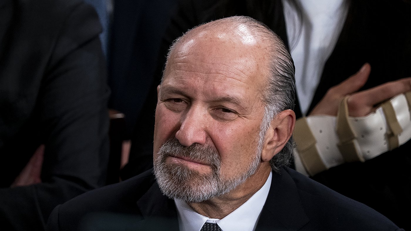 Commerce Secretary Lutnick Condemns Canada's Trade Approach as USMCA Renewal Looms