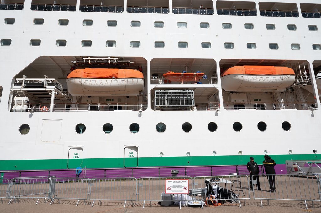 Cruise Ships Under Scrutiny as Norovirus and Hantavirus Outbreaks Rise