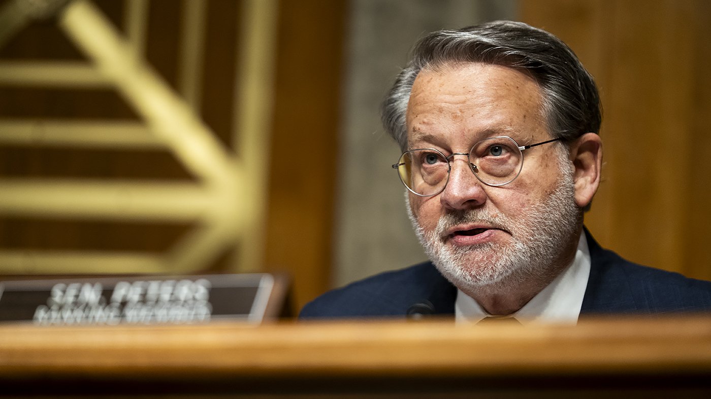 Dem Senators Warn SSA, DHS Against Illegal Voter Roll Purges