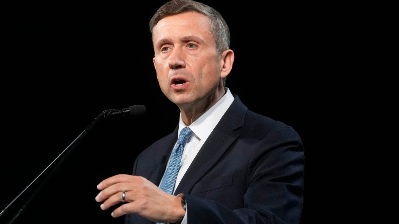Democrats' Fundraising Woes Expose Deeper Party Infrastructure Crisis
