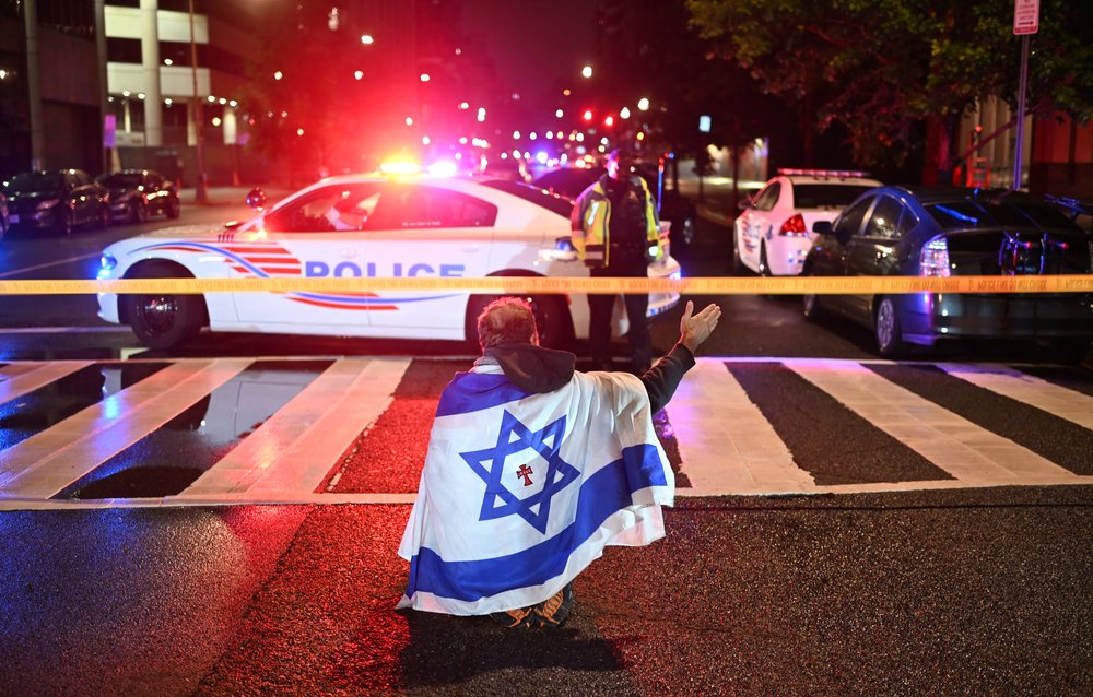 DOJ Formally Seeks Death Penalty for Israeli Embassy Killings Suspect
