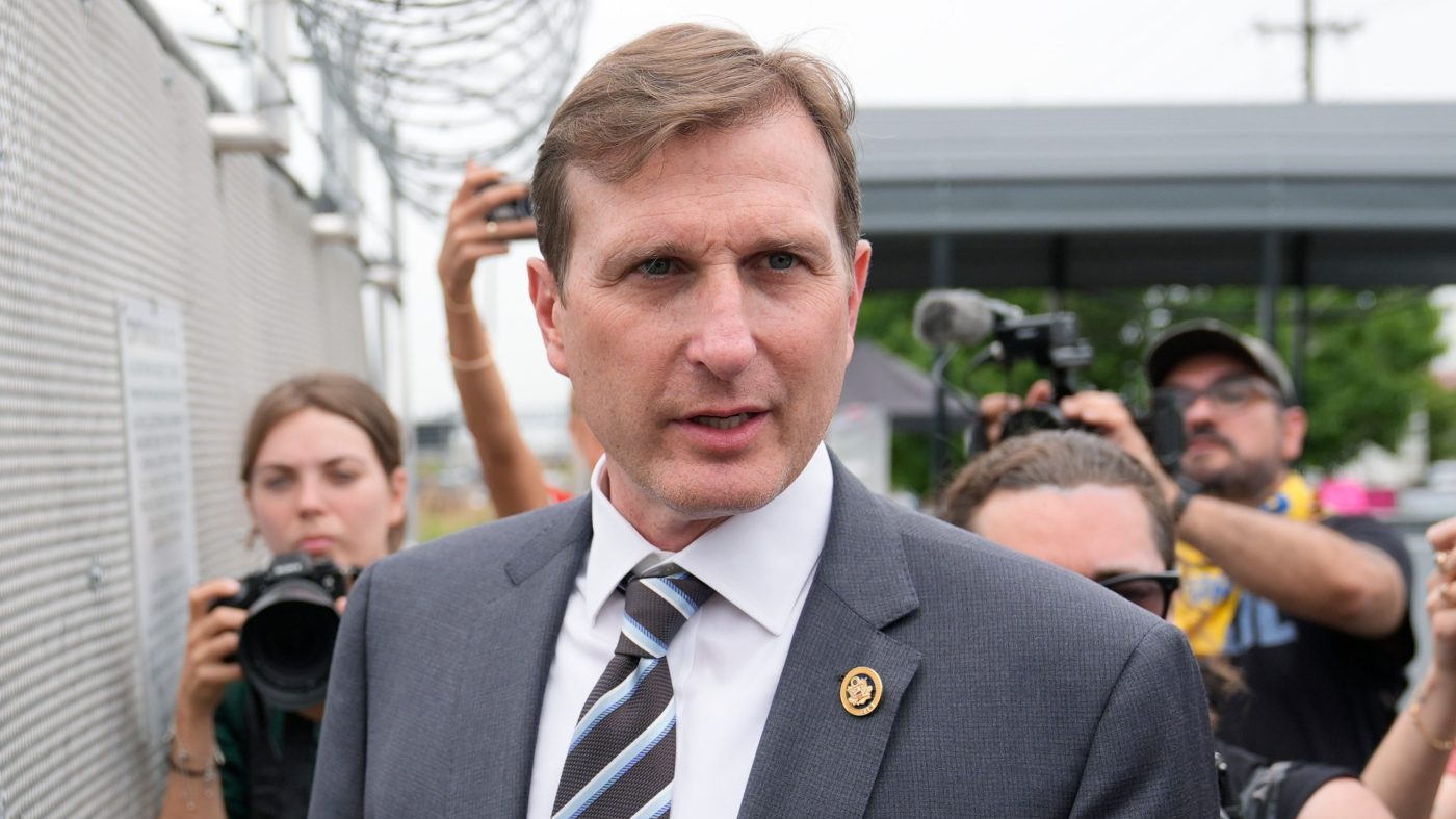 DOJ Probes NYC Coffee Shop for Refusing Service to Pro-Israel Congressman