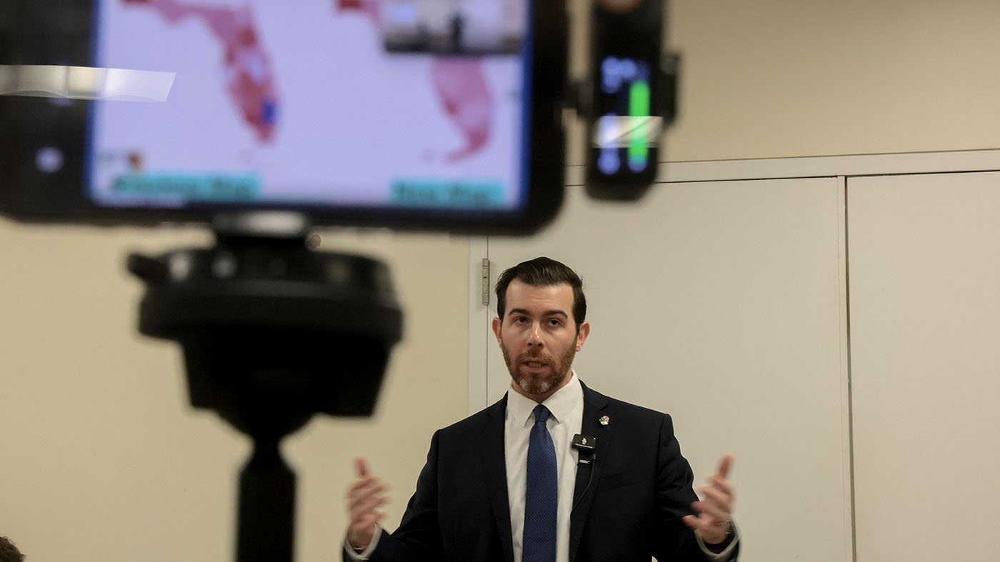 DSA Faces Final Primary Test in Florida After Wisconsin Setback