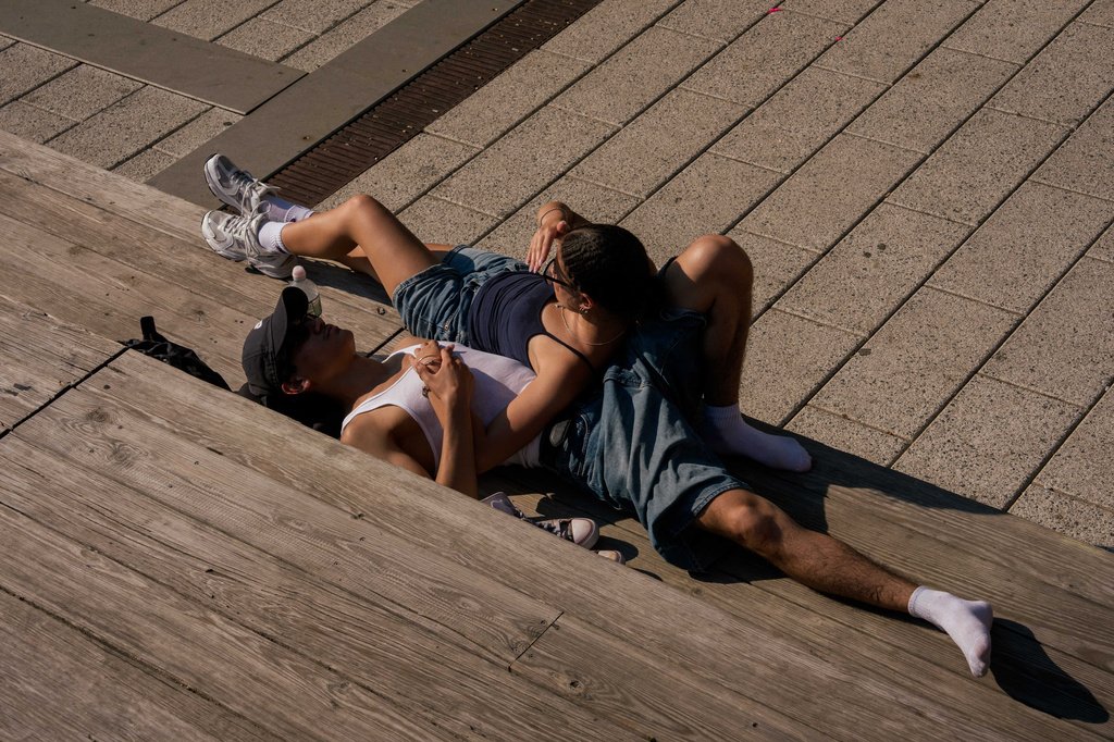 Dual Heat Domes Converge, Threatening Widespread US Heat Wave by July 4