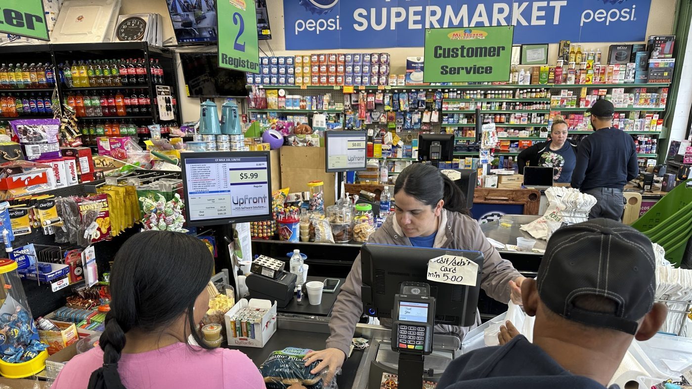 Eight of America's Top 10 Jobs Pay Below $70K Average, BLS Data Reveals
