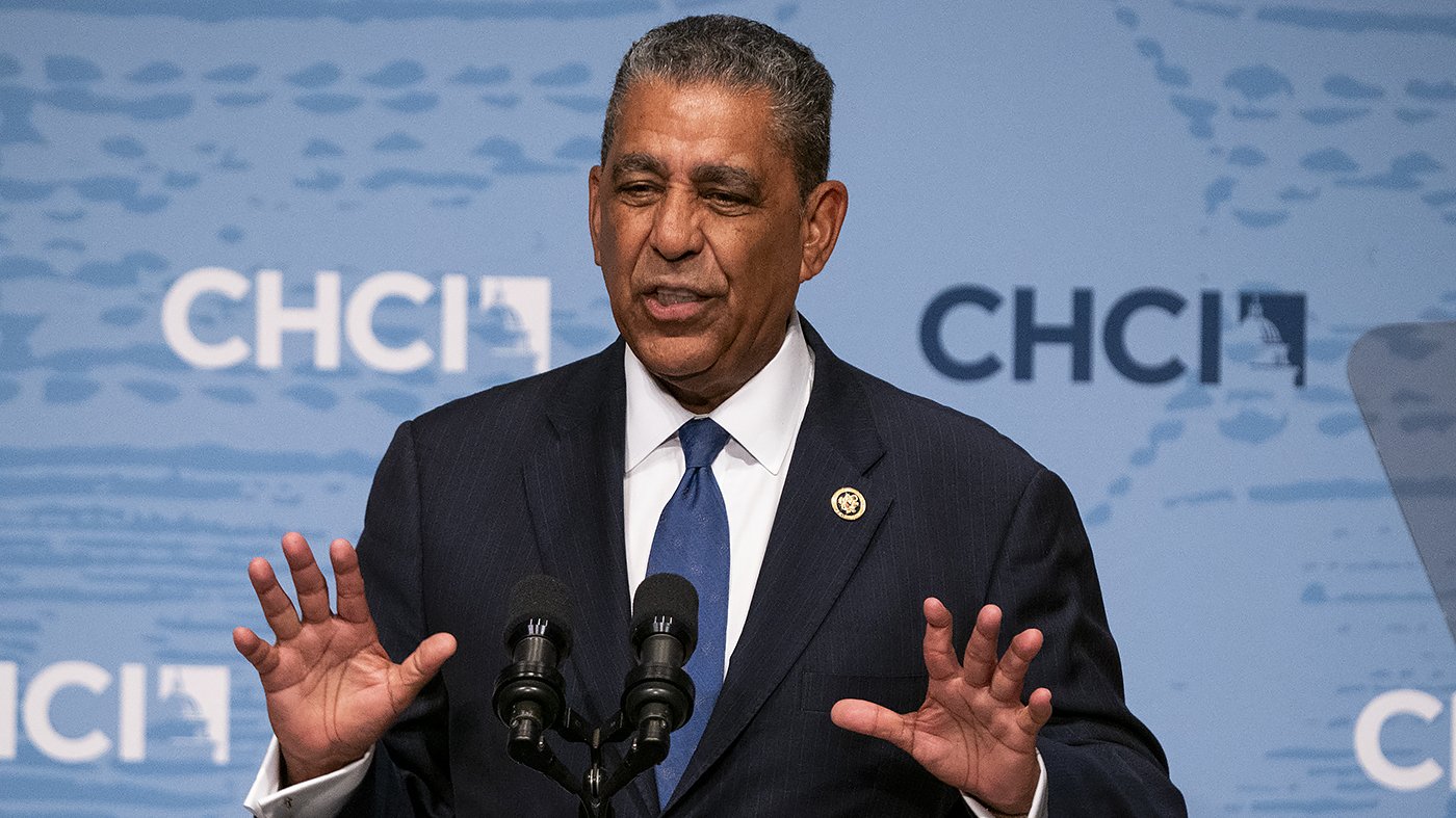 Espaillat Backs Jeffries as Trump Calls for Impeachment Over Supreme Court Critique
