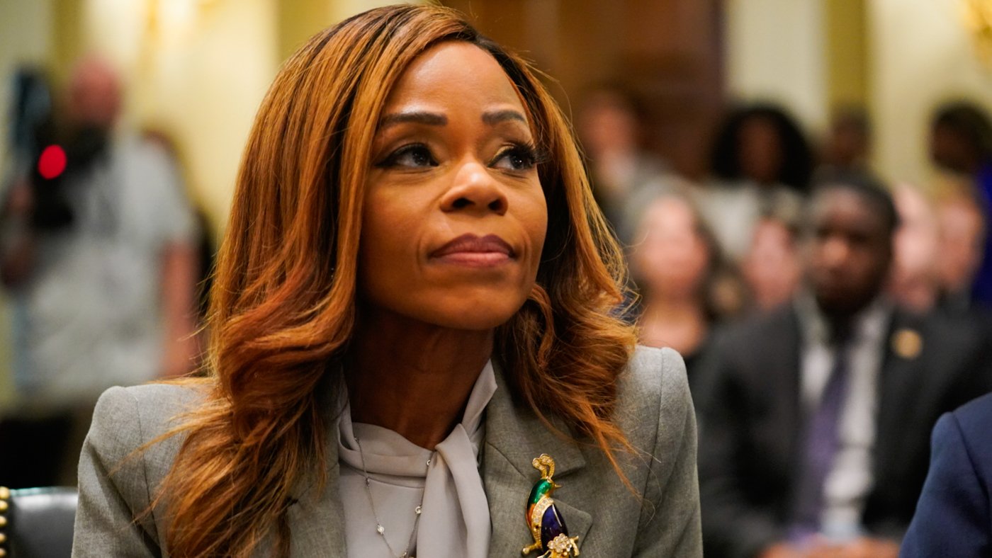 Ethics Panel Finds Florida Democrat Guilty on 25 Counts in FEMA Fund Misuse Scandal