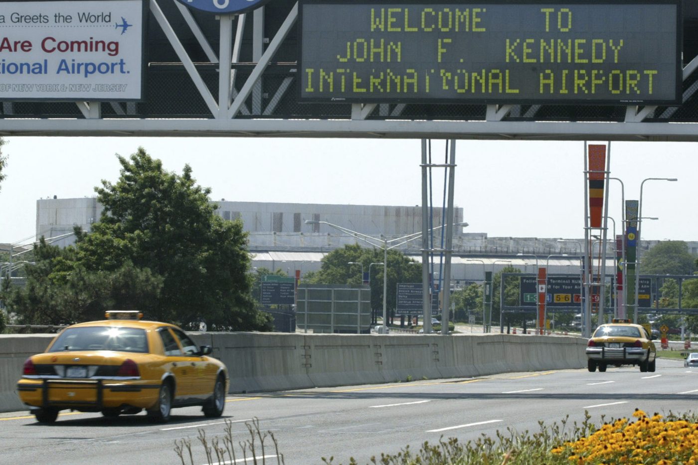 FAA Launches Probe Into Near-Collision at JFK Airport, Latest in Series of Aviation Incidents