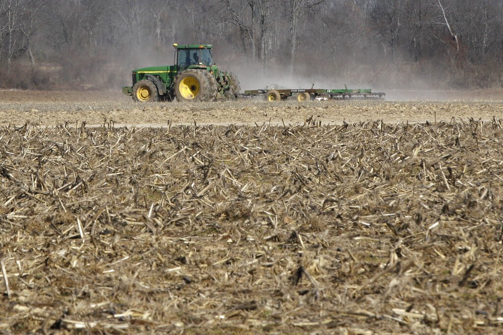 Farm bill stalls in Senate panel as food aid dispute and absences derail vote