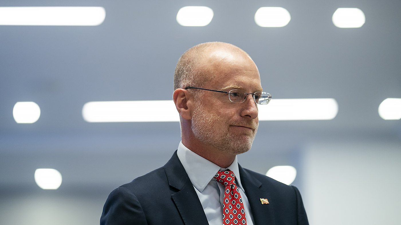 FCC Accelerates Review of Disney-Owned ABC Affiliate Licenses Amid Political Tensions