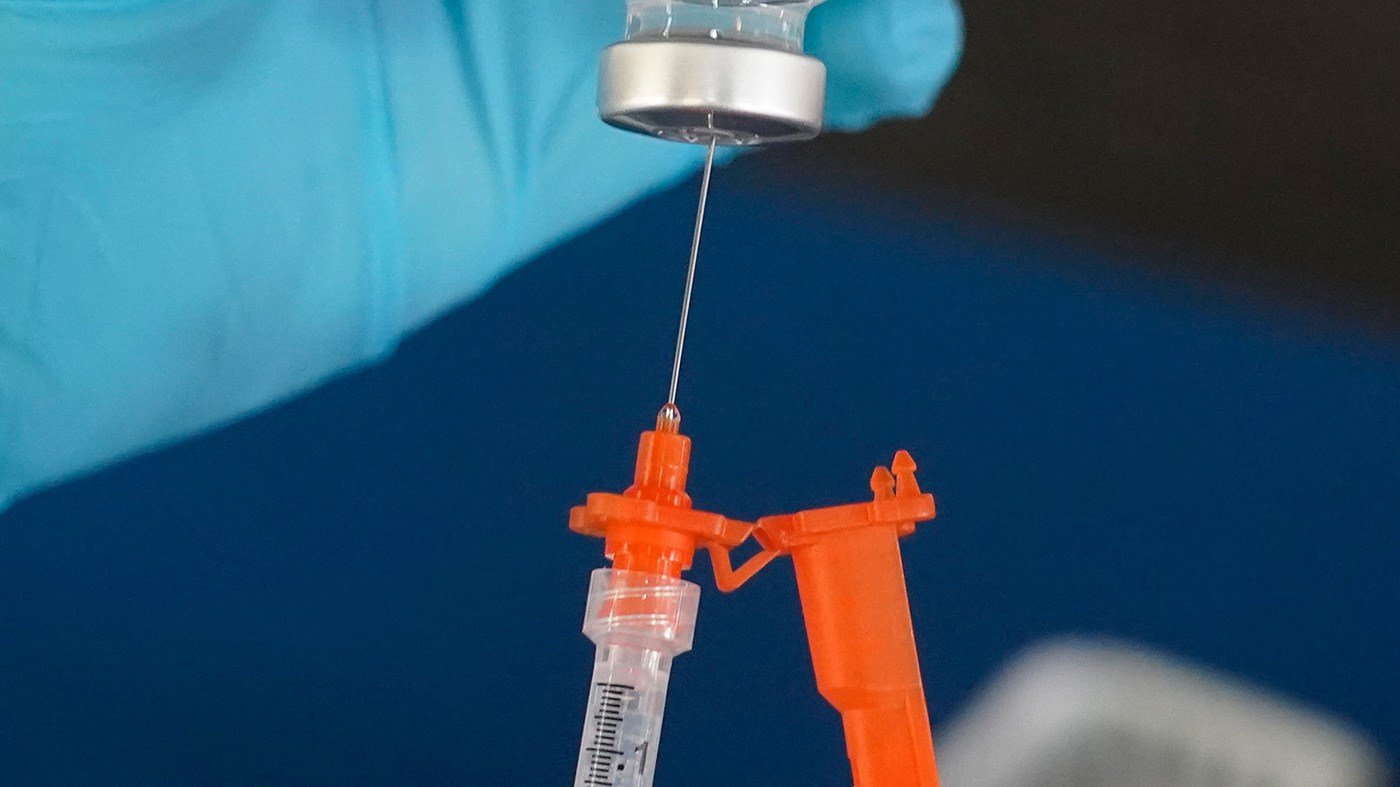 FDA clears updated COVID shots for high-risk groups amid access concerns