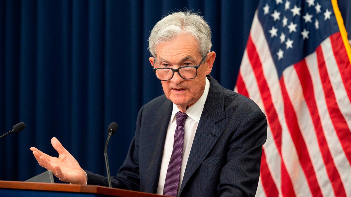 Fed Faces Dilemma as Global Supply Shocks Challenge Inflation Strategy