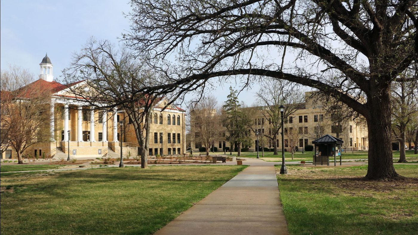 Federal Lawsuit Challenges Kansas In-State Tuition Law for Undocumented Students