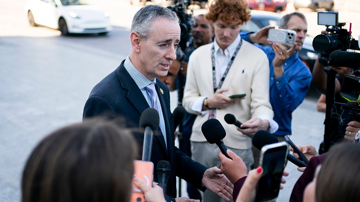 Fitzpatrick Warns of Congressional Consequences if U.S. Abandons Ukraine