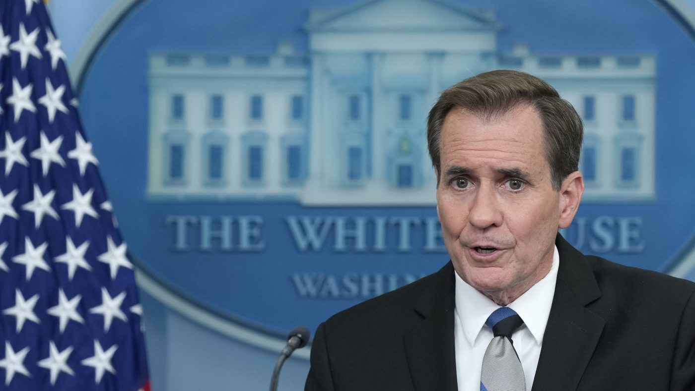 Former Biden Security Official Sees Diplomatic Value in Trump's Hormuz Blockade