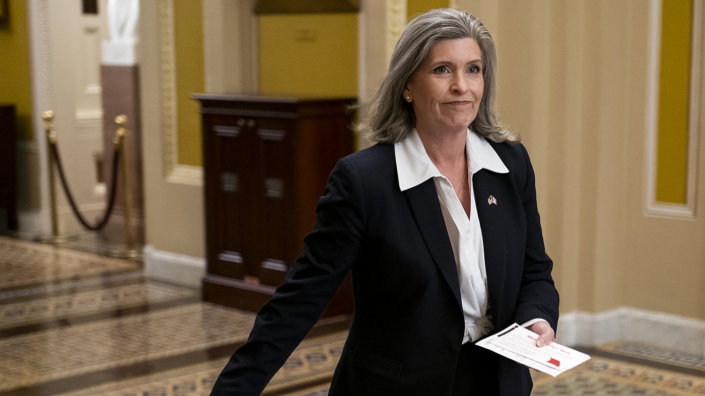 GOP Senator Ernst Warns Against 'JCPOA 2.0' in New Iran Agreement