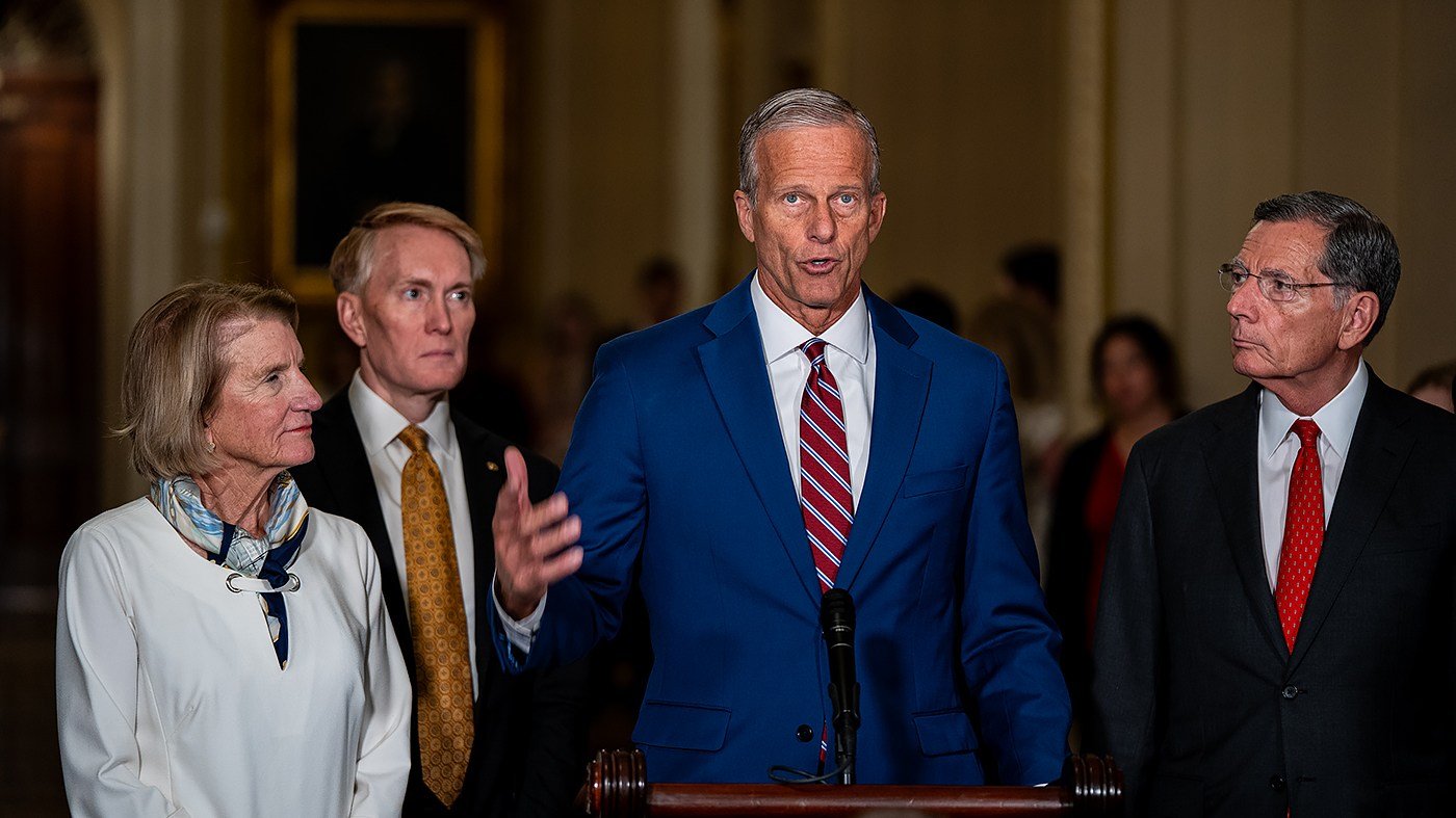 GOP senators push back on Trump's $5,000 dividend plan