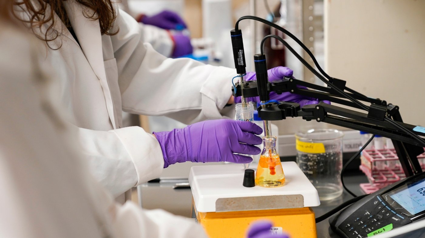 GOP spending bill stalls OMB bid to sideline scientific peer review