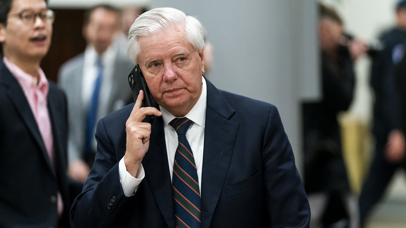 Graham Defends Trump's Iran Stance as 'Churchill Moment' Amid Affordability Furor