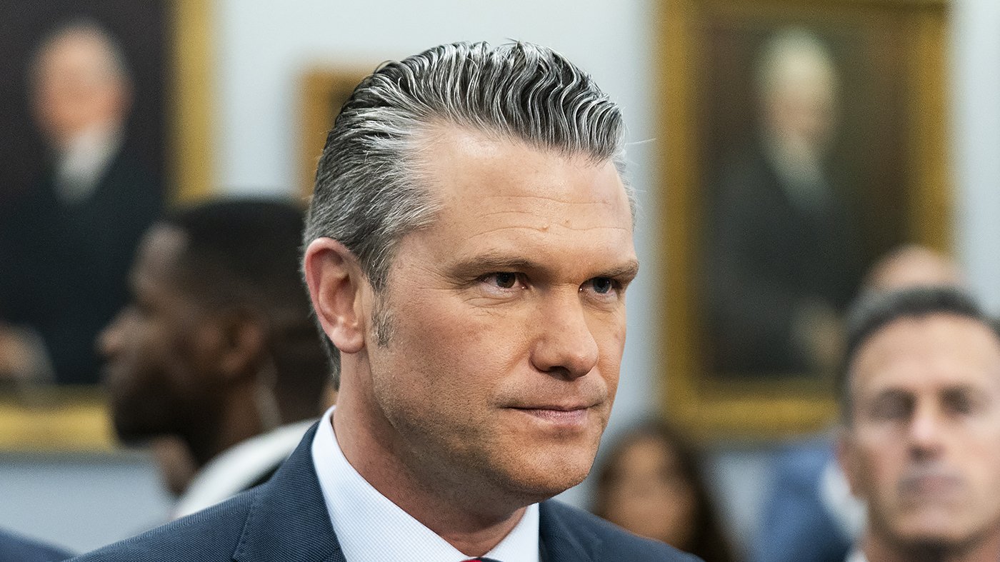 Hegseth: Hezbollah-Israel Clashes Won't Derail US-Iran Deal Ahead of Signing