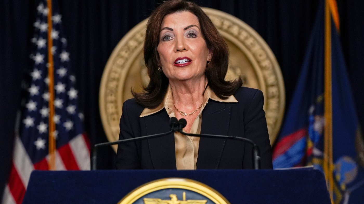 Hochul Opts Into Federal Scholarship Tax Credit, Putting Policy Over Politics