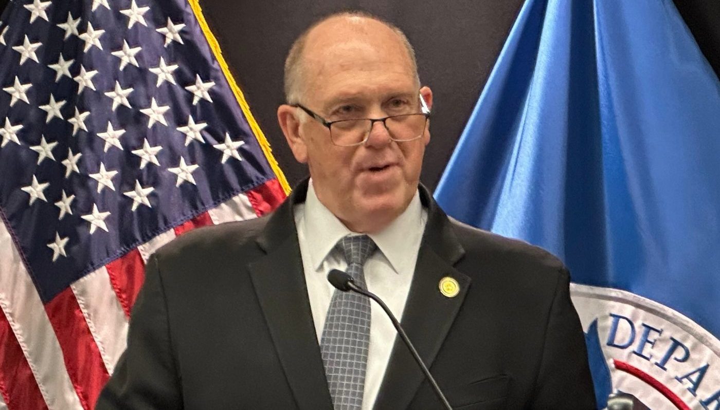 Homan Endorses Mullin at CPAC as DHS Shutdown Enters Sixth Week