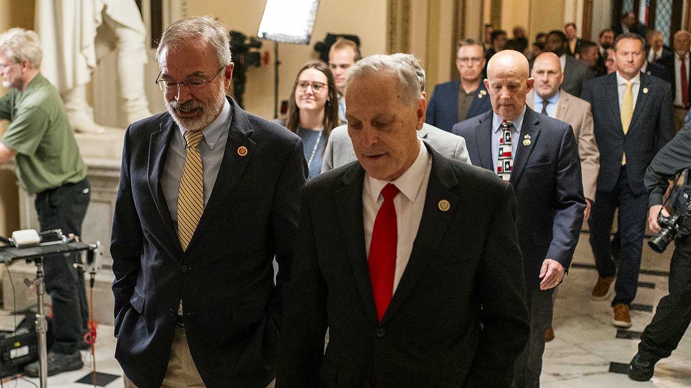 House Conservatives Push to Enshrine Trump Border Policies into Law