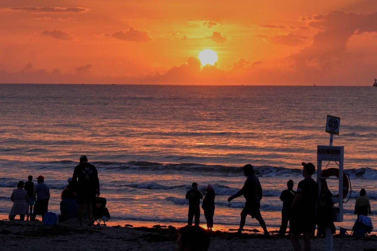 How Permanent Standard Time Could Reshape Summer Mornings