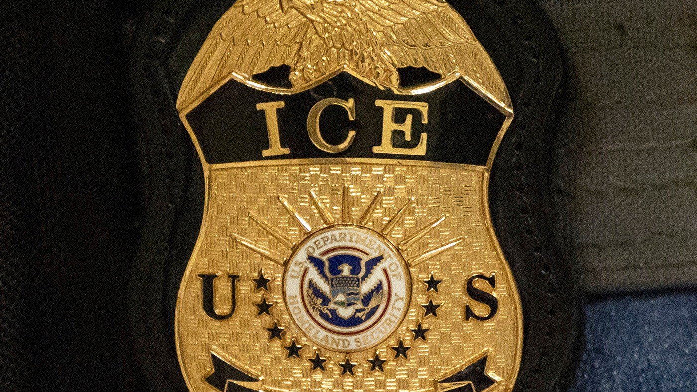 ICE Officer Arrested in Minneapolis on Assault Charges Over Migrant Shooting