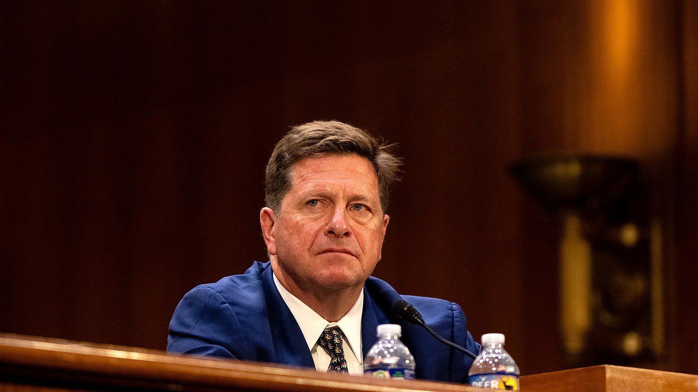 Intelligence officials push FISA 702 renewal before court deadline, Democrats cry foul