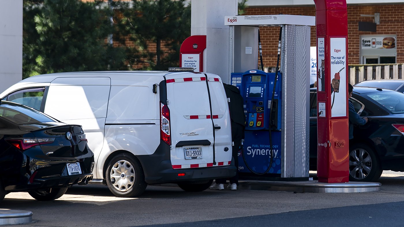 Iran Ceasefire Offers Limited Gas Price Relief as Hormuz Control Remains Key Leverage