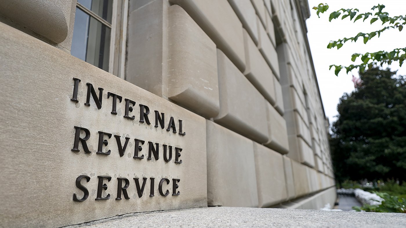 IRS Beat Refund Expectations Despite Deep Cuts, Watchdog Reports