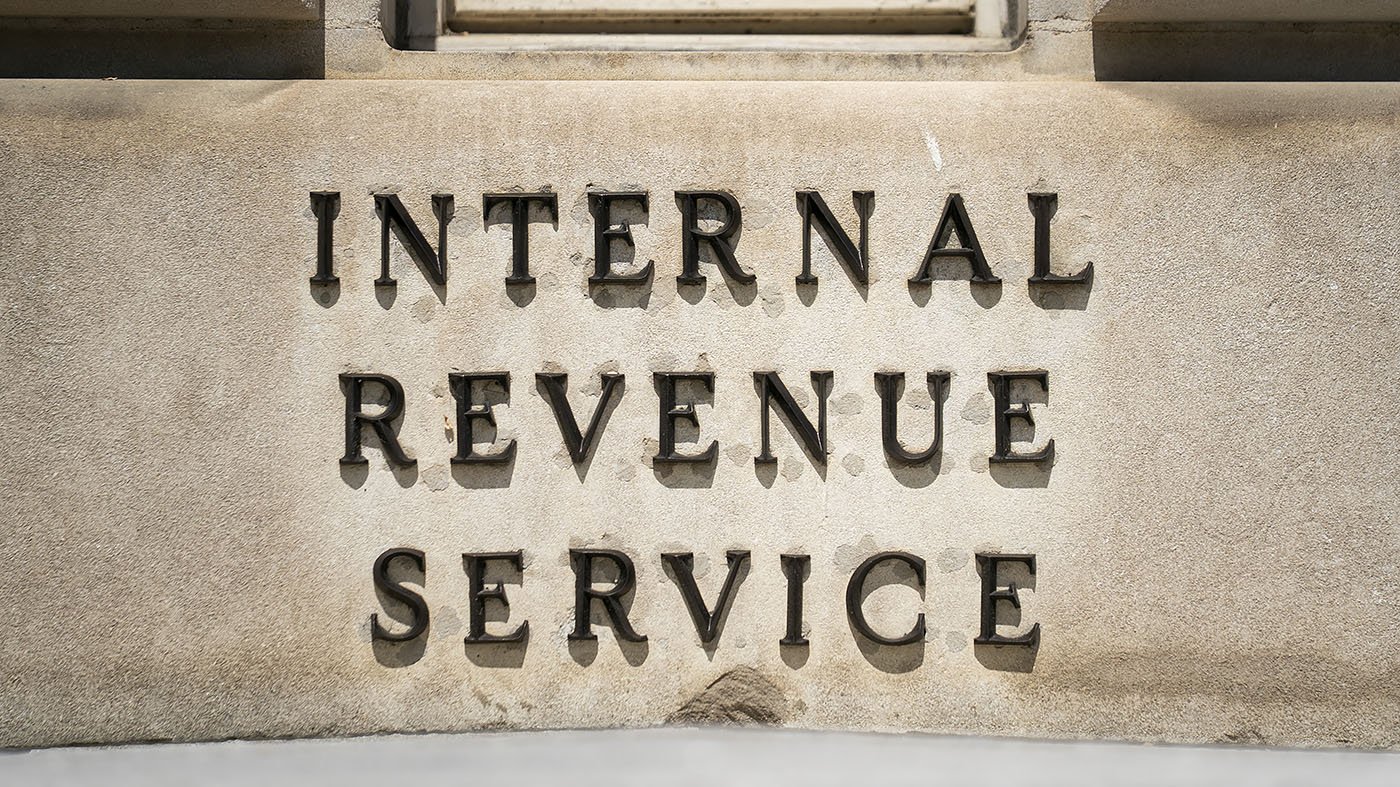 IRS Tax Filing Extension Deadline Approaches: Key Procedures and Penalty Risks